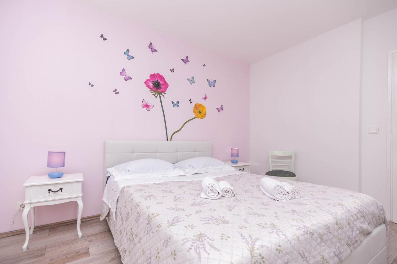 Spacious Snowwhite Apartmán