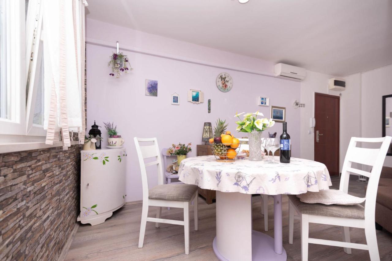 Spacious Snowwhite Apartmán